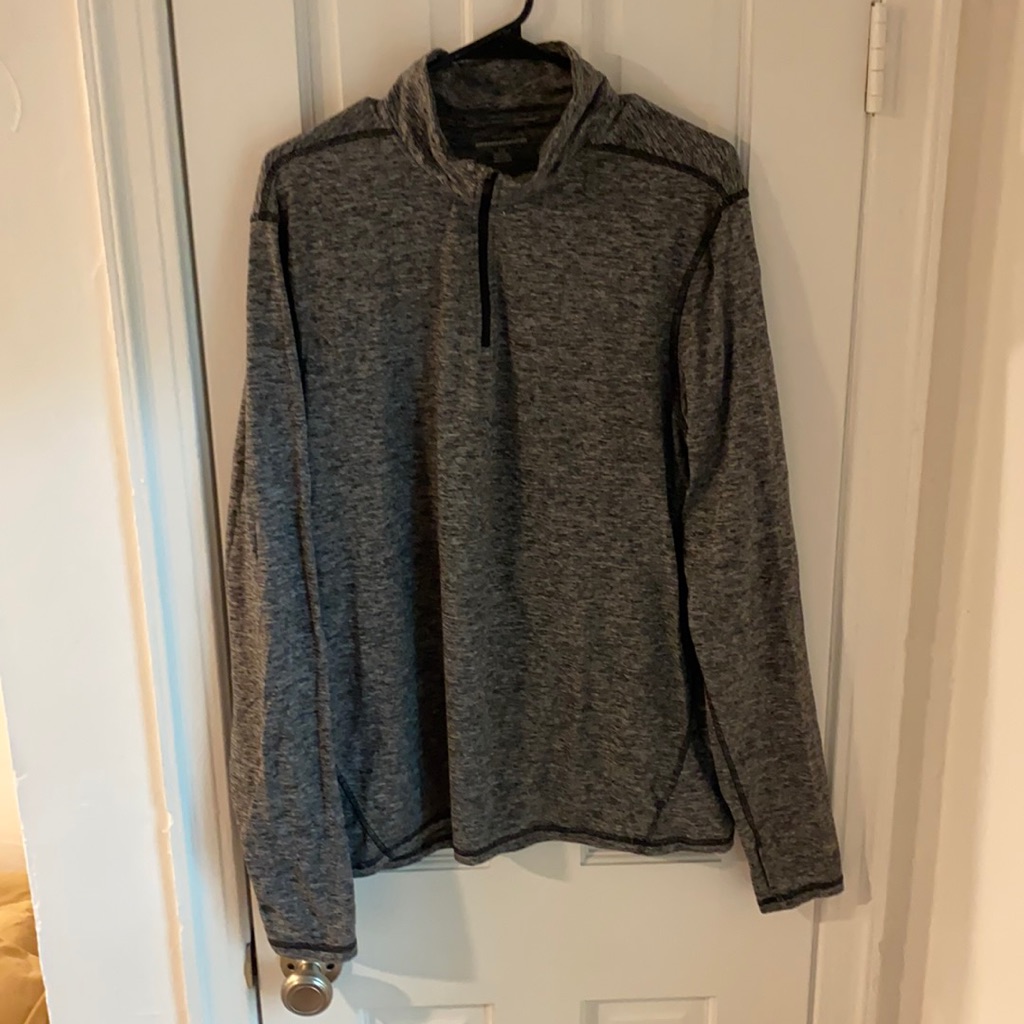 Amazon Essentials Quarter Zip